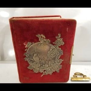Red Velvet Victorian Era Empty Photo Album Approx Late 1800’s
